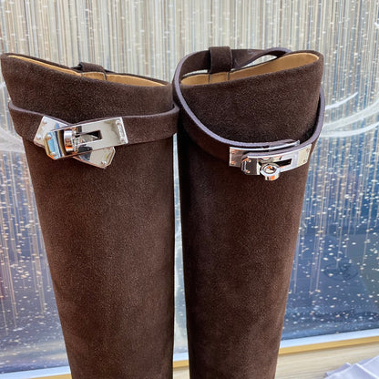 HM Jumping Boot In Chocolate Suede 987474