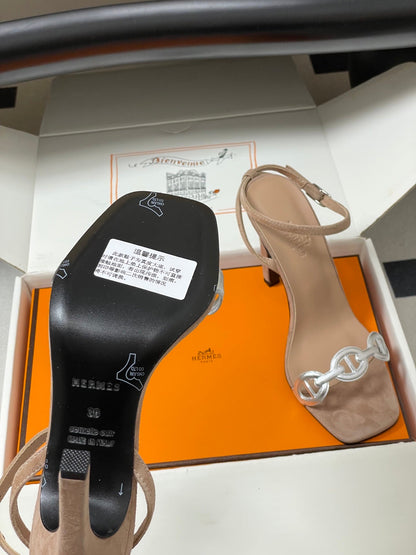 HM Luz Sandals 10.5 Dark Khahi Sheepskin Suede  593702