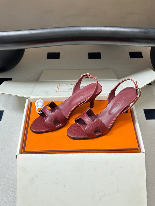 HM Holy Sandal Burgundy Cowhide 835008