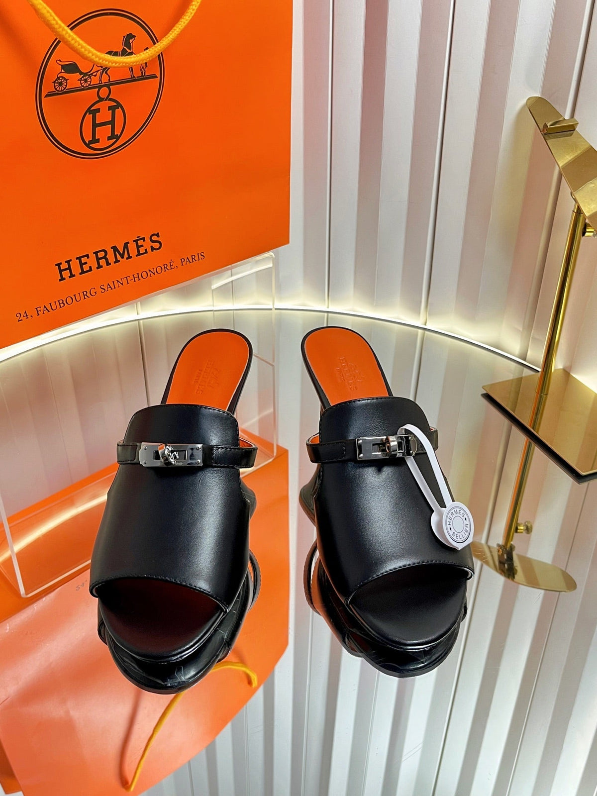 HM Cute Sandal 7cm Black Calfskin 616214