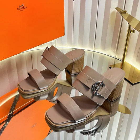 HM 26ss Kelly Buckle High-Heeled Sandals Beige Calfskin 641964