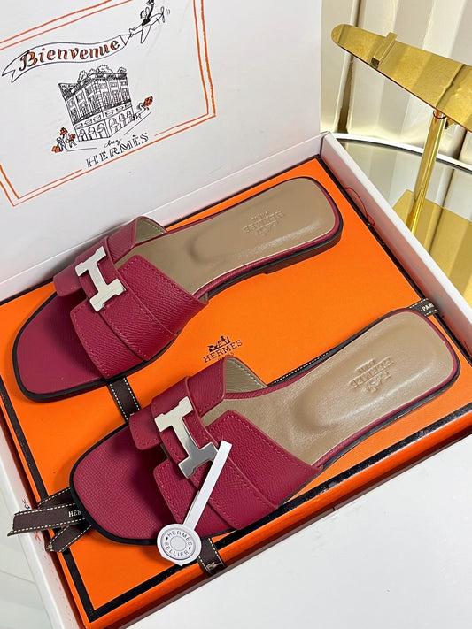 HM 26s Oran Sandals In Burgundy Red Epsom Calfskin Silver Hardware
