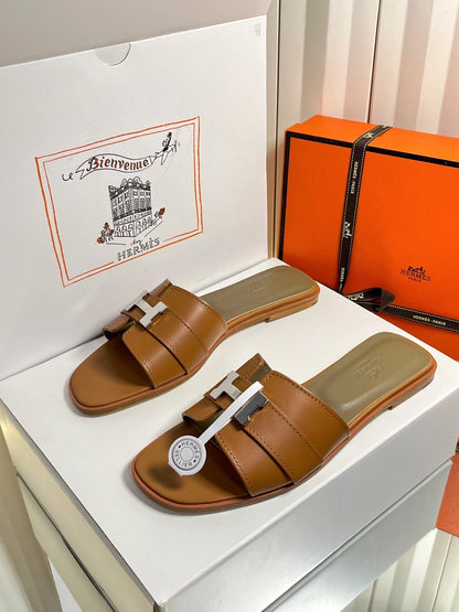 HM 26s Oran Sandals In Caramel Brown Calfskin Silver Hardware