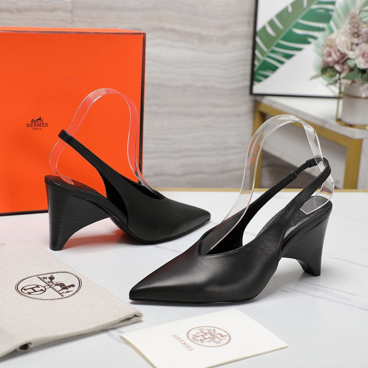 HM  Classic High-Heeled Slingback 70mm Black Sheepskin 547641
