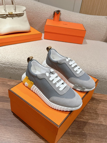 HM Mainland Sneaker In Ash Gray Suede And Shark Gray Breathable Mesh Fabric 959350