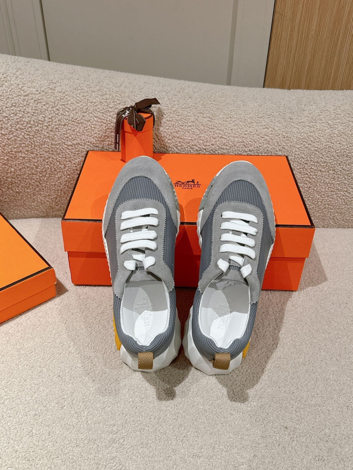 HM Mainland Sneaker In Ash Gray Suede And Shark Gray Breathable Mesh Fabric 959350