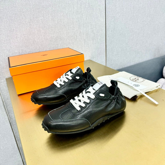 HM Sneaker In 25mm Black Lambskin 956329