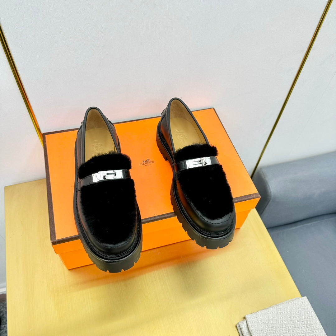 HM Icone Loafer Black Shearling Clalfskin