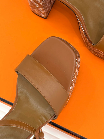HM 26s Lightning Sandal 7cm Tan Brown Sheepskin 675701