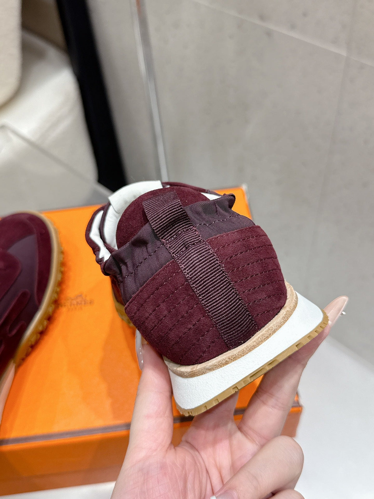 HM Jet Sneaker Burgundy Suede 554155
