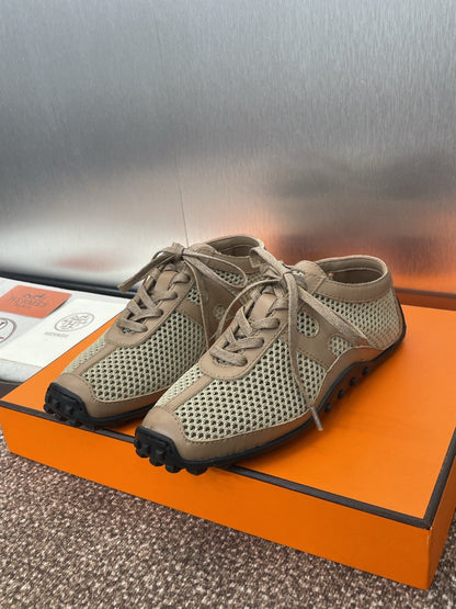 HM Kiga Sneaker In Mocha Brown Crochet Knit And Calfskin