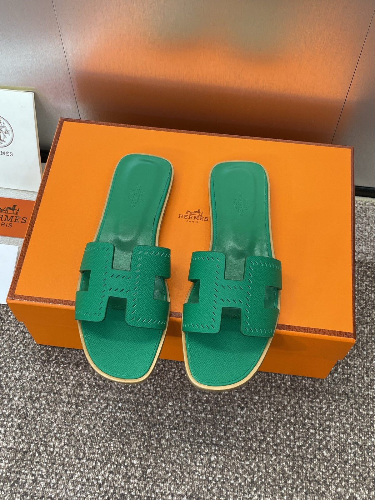HM 25 Oran Sandal Dark Green Perforate Epsom Leather