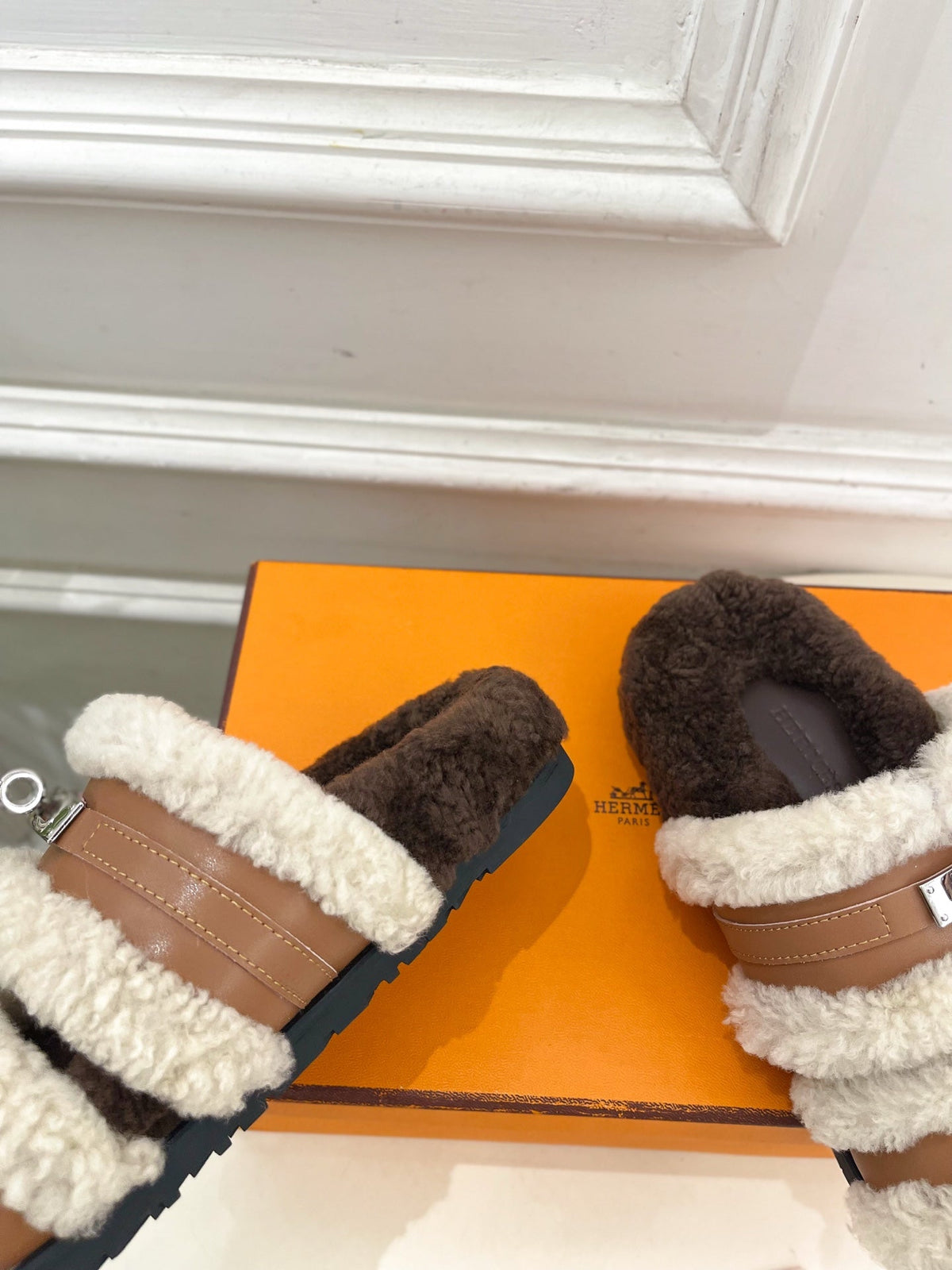 HM Slippers Classic Kelly Sliver Buckle Brown Wool 479617
