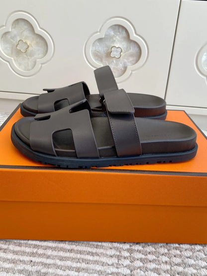 HM 2026 Velcro Slippers Dark Chocolate Sheepskin 667464