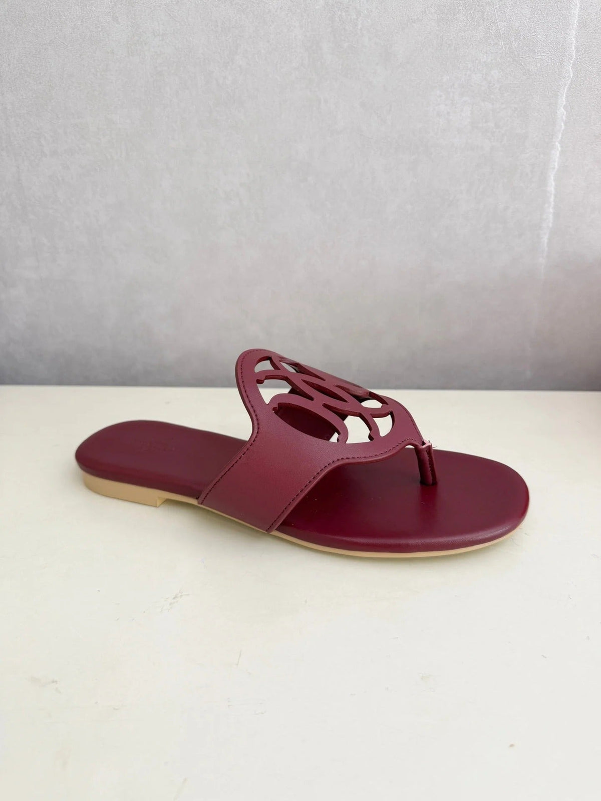 HM 26ss Pig-Nose Slipper Burgundy Leather 605909