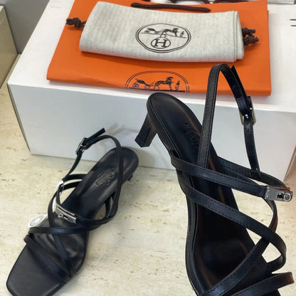 HM 26ss Kelly Sliver Buckle Sandals 40 Black Calfskin 607170