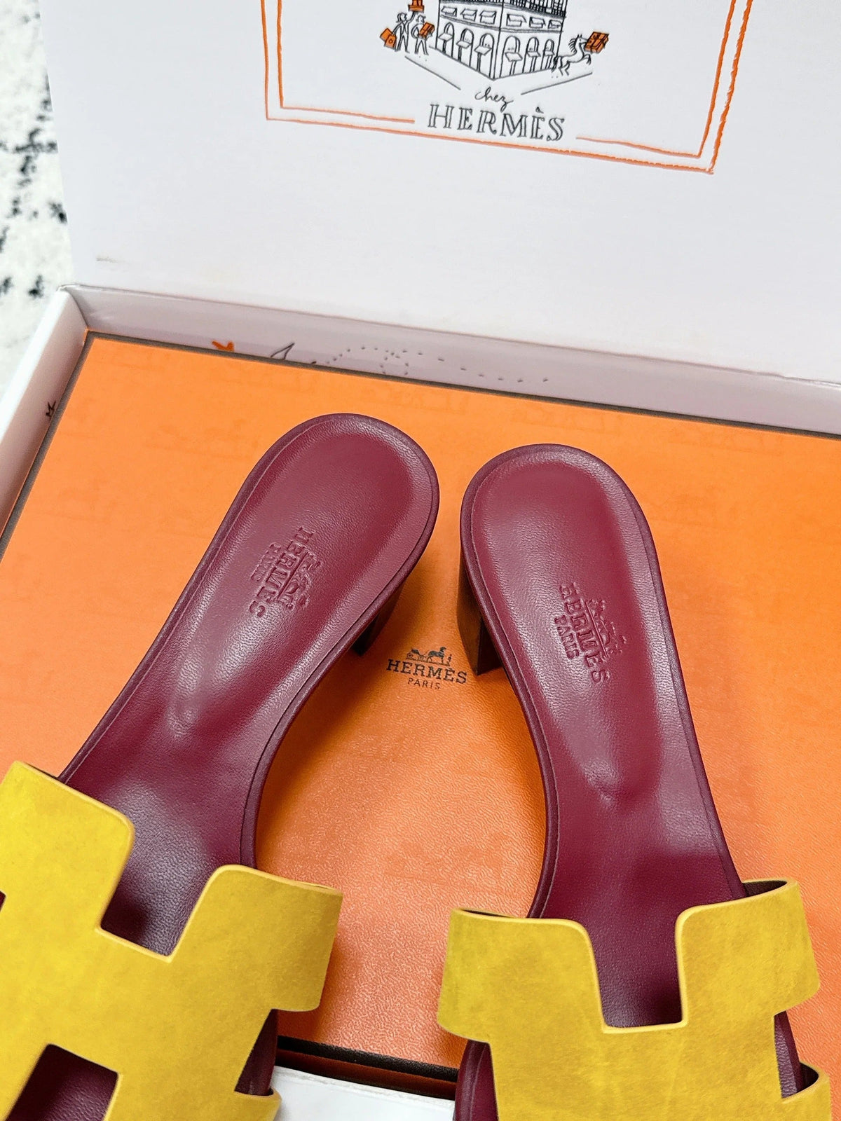 HM 26ss High-Heeled Sandals 50 Burgundy Yellow Cowhide 617229