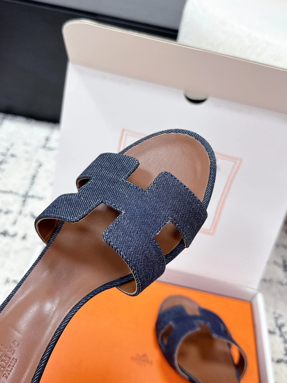 HM 26ss High-Heeled Sandals 50 Brown Dark Blue Denim Cowhide 617221