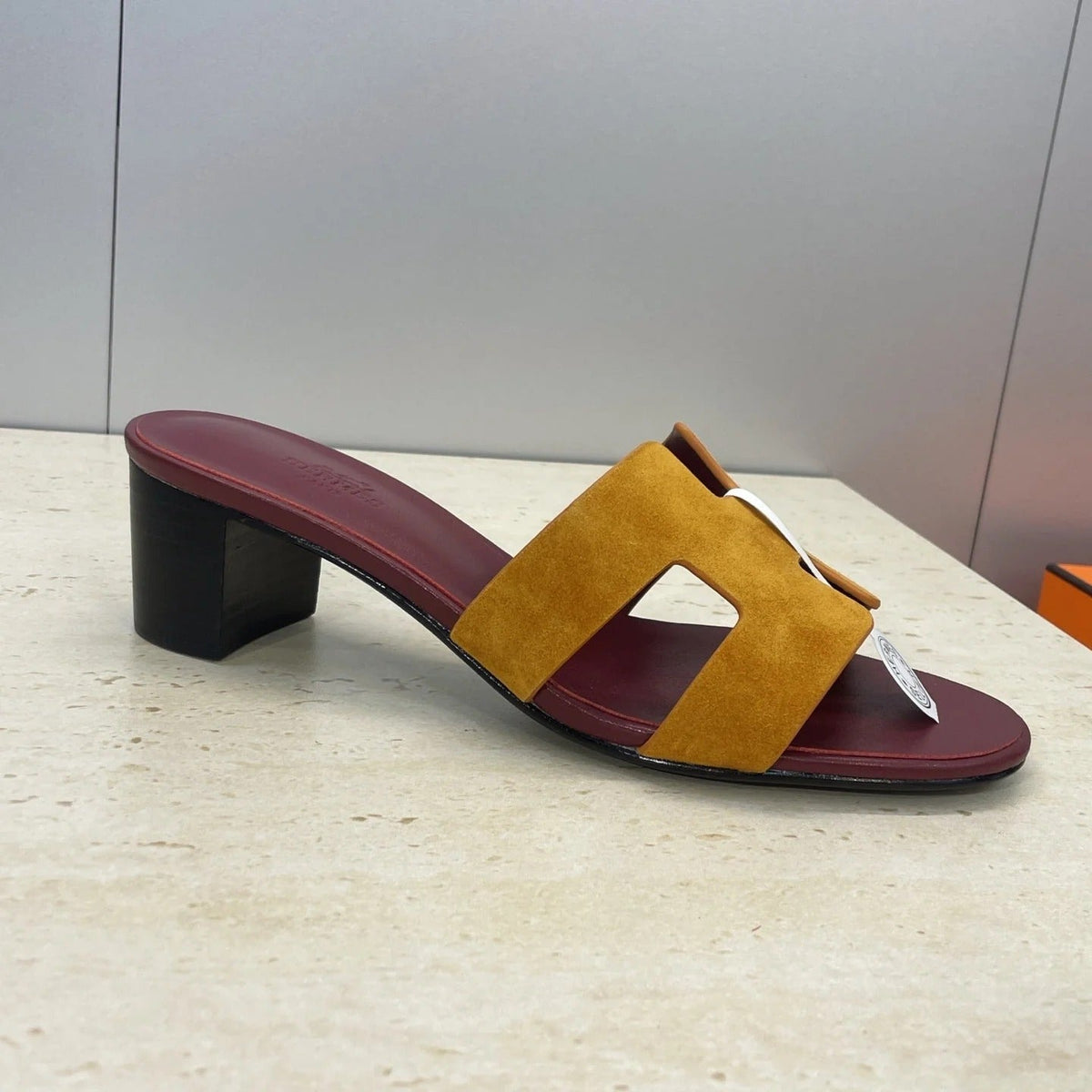 HM 26ss Oran Sandals 45 Burgundy Yellow Suede Cowhide 607215
