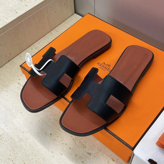 HM 26ss Oran Sandals Brown Black Calfskin 607221