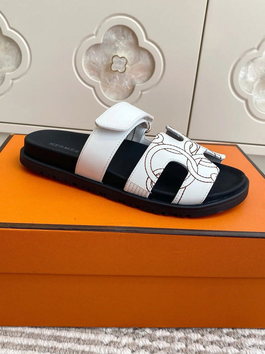 HM 2026 Velcro Slippers White Sheepskin 667458